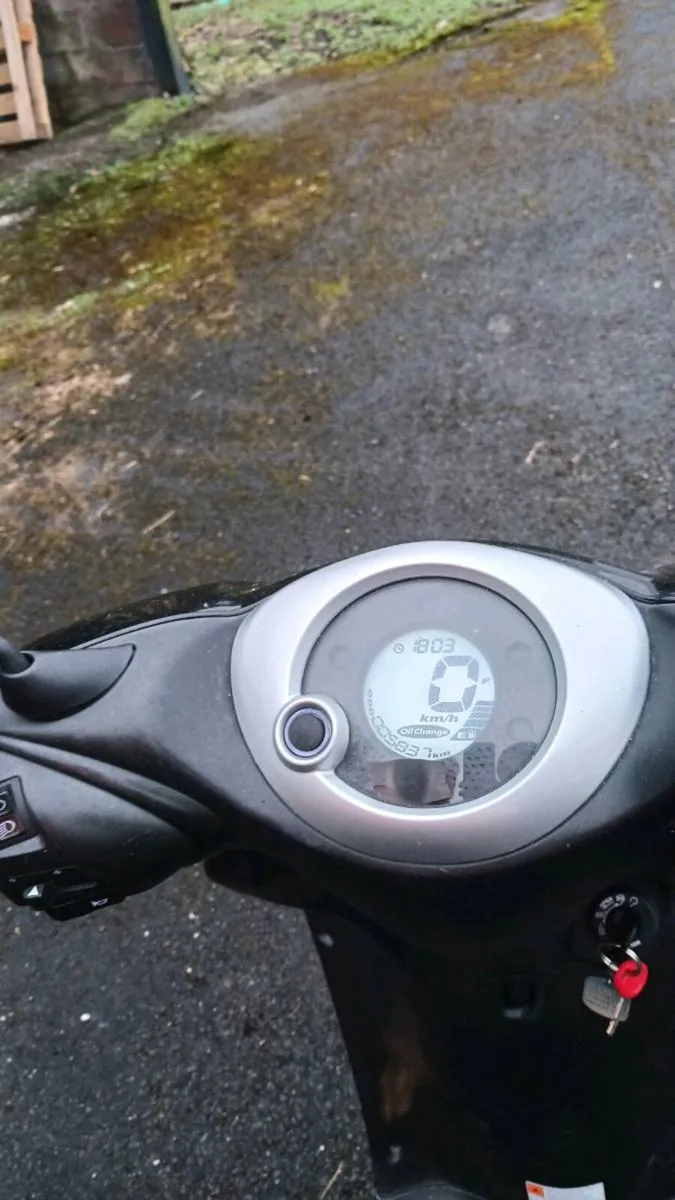 Scooter - Image 4
