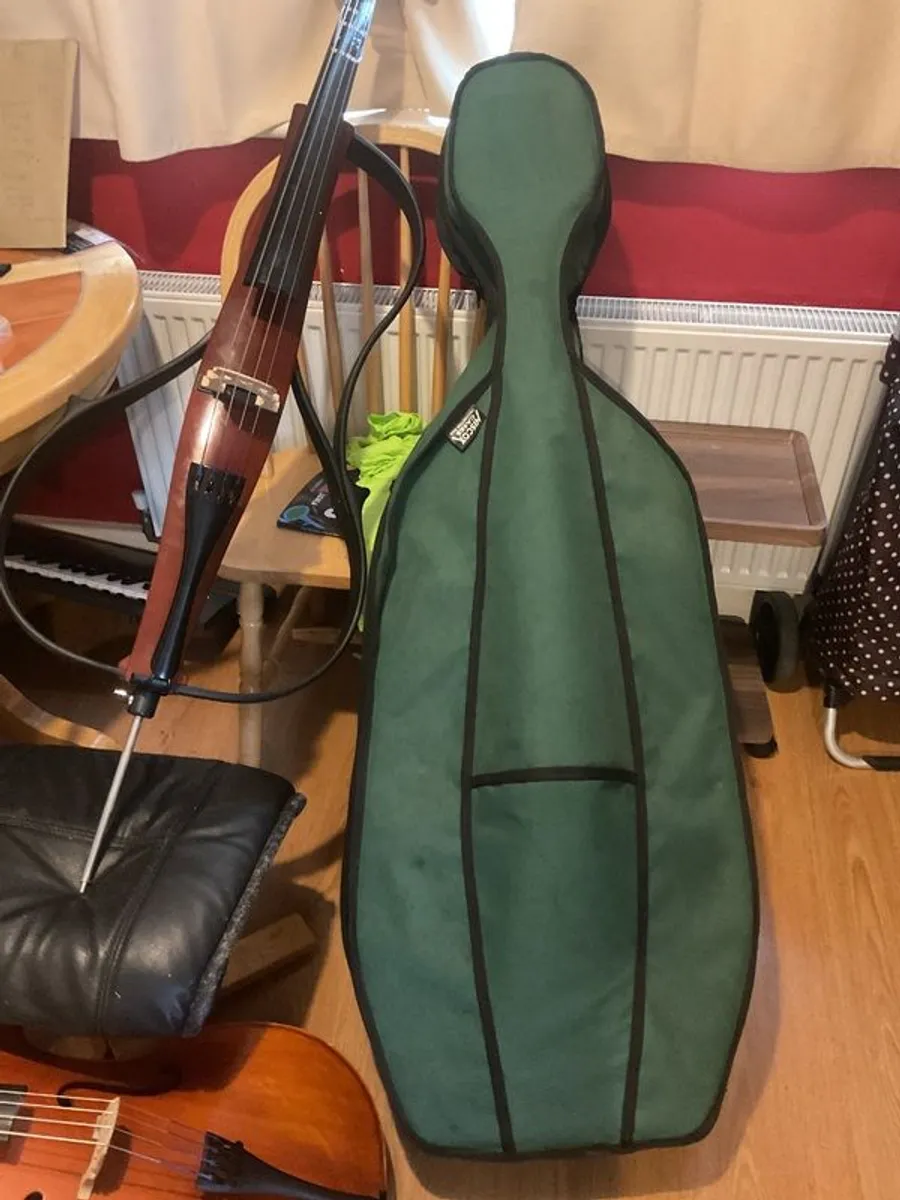 Yamaha svc100 silent cello 4/4 with robust case - Image 2