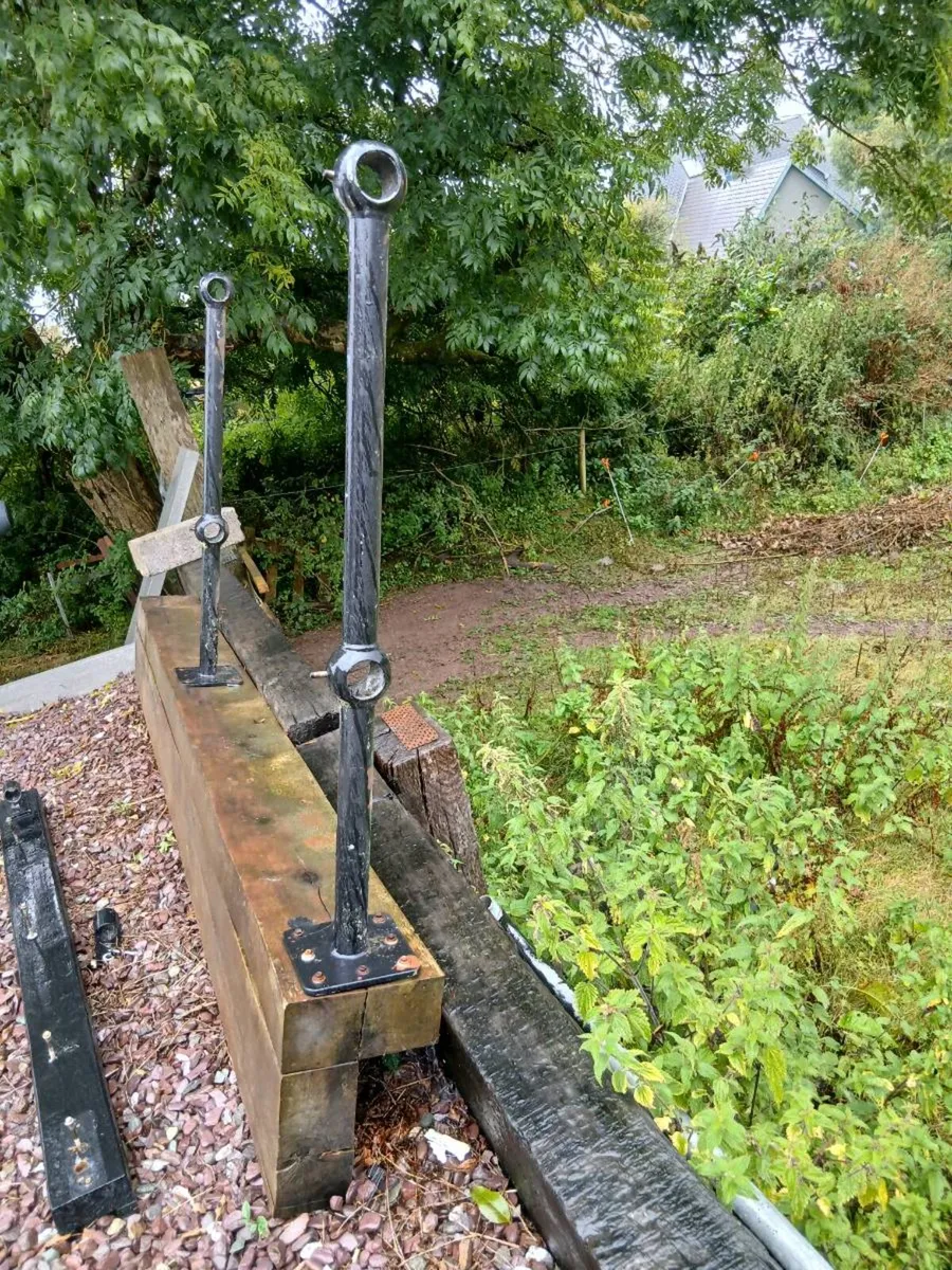 Steel railing stanchions - Image 2