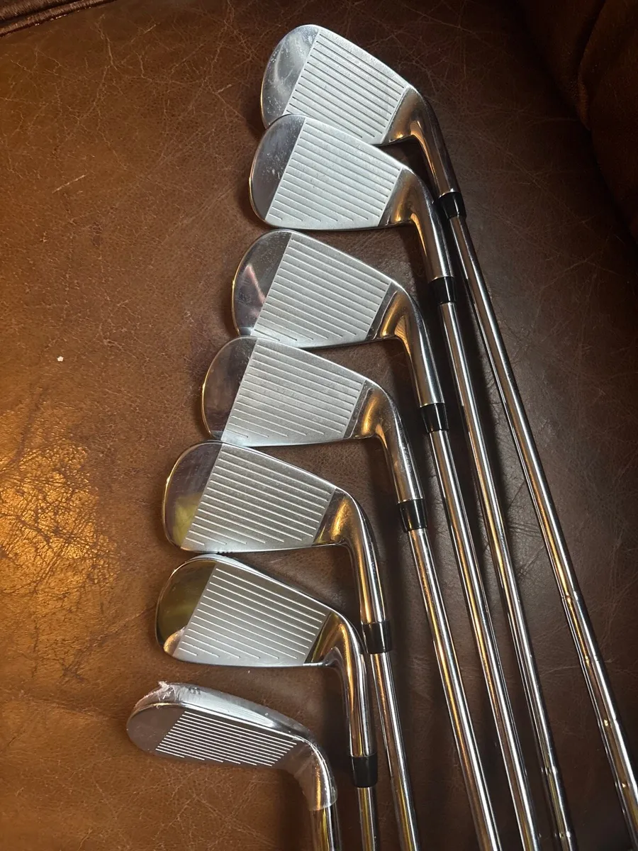Left Handed Callaway Elyte irons - Image 2