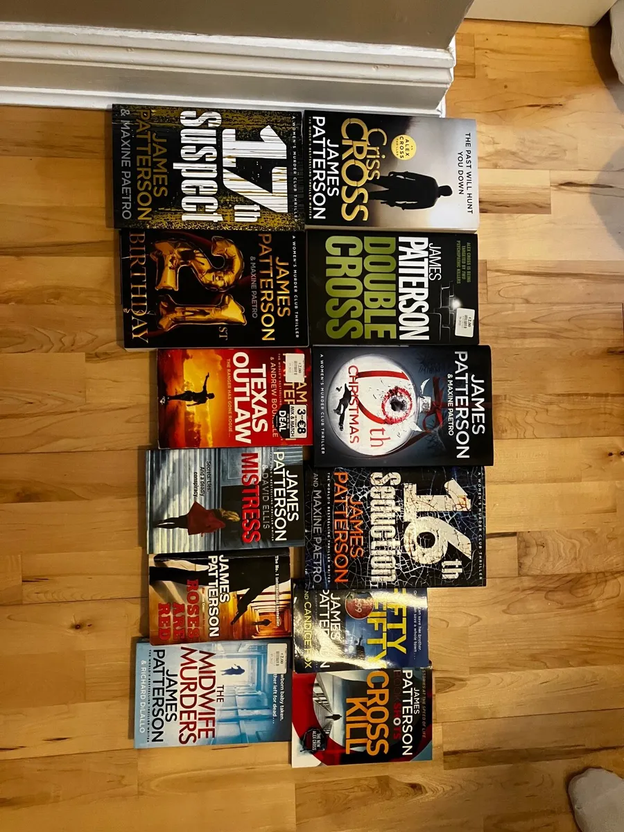 12 James Patterson Books