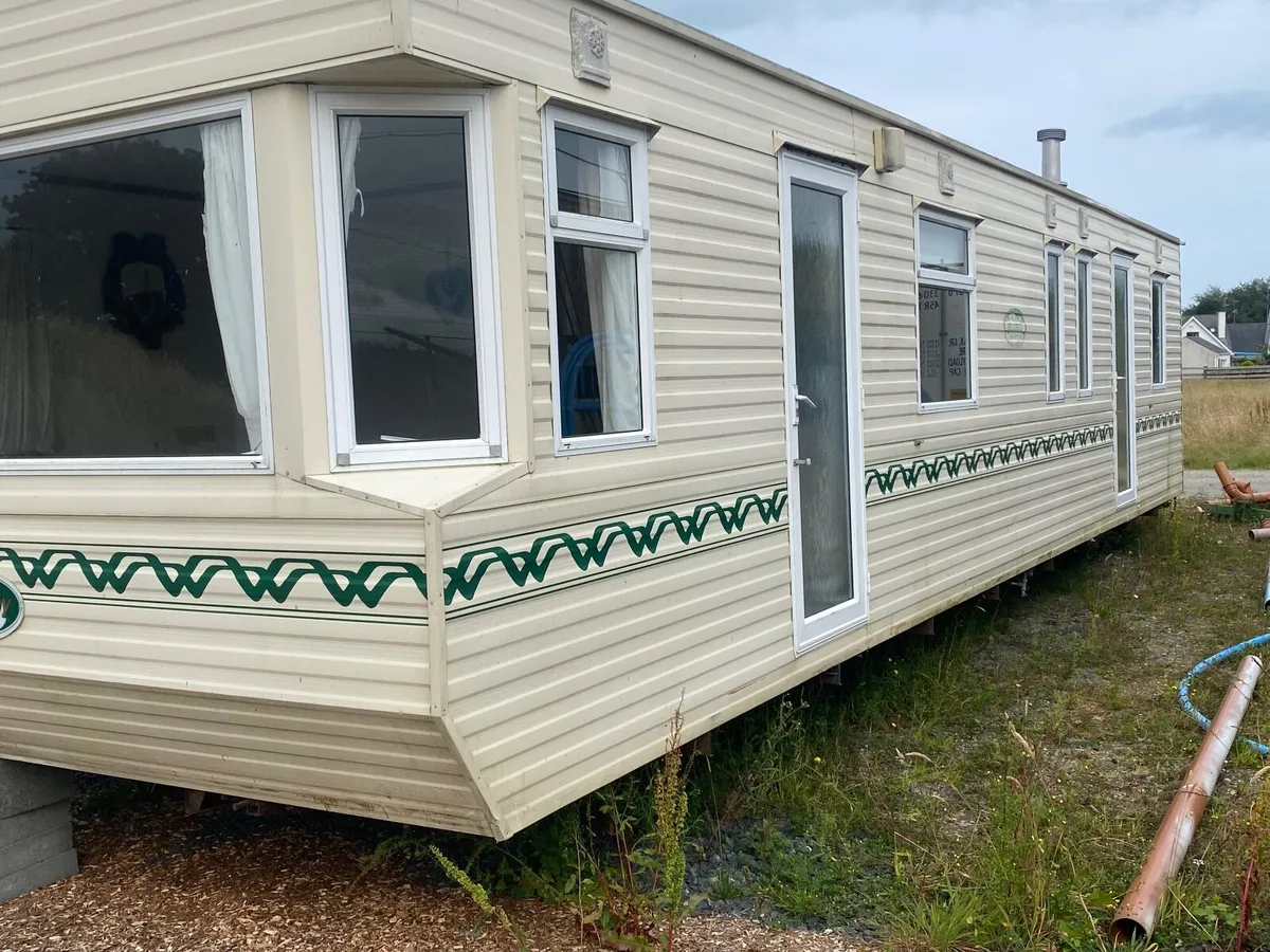 Mobile home - Image 1