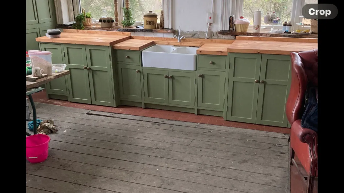 Fitted furniture - Image 4