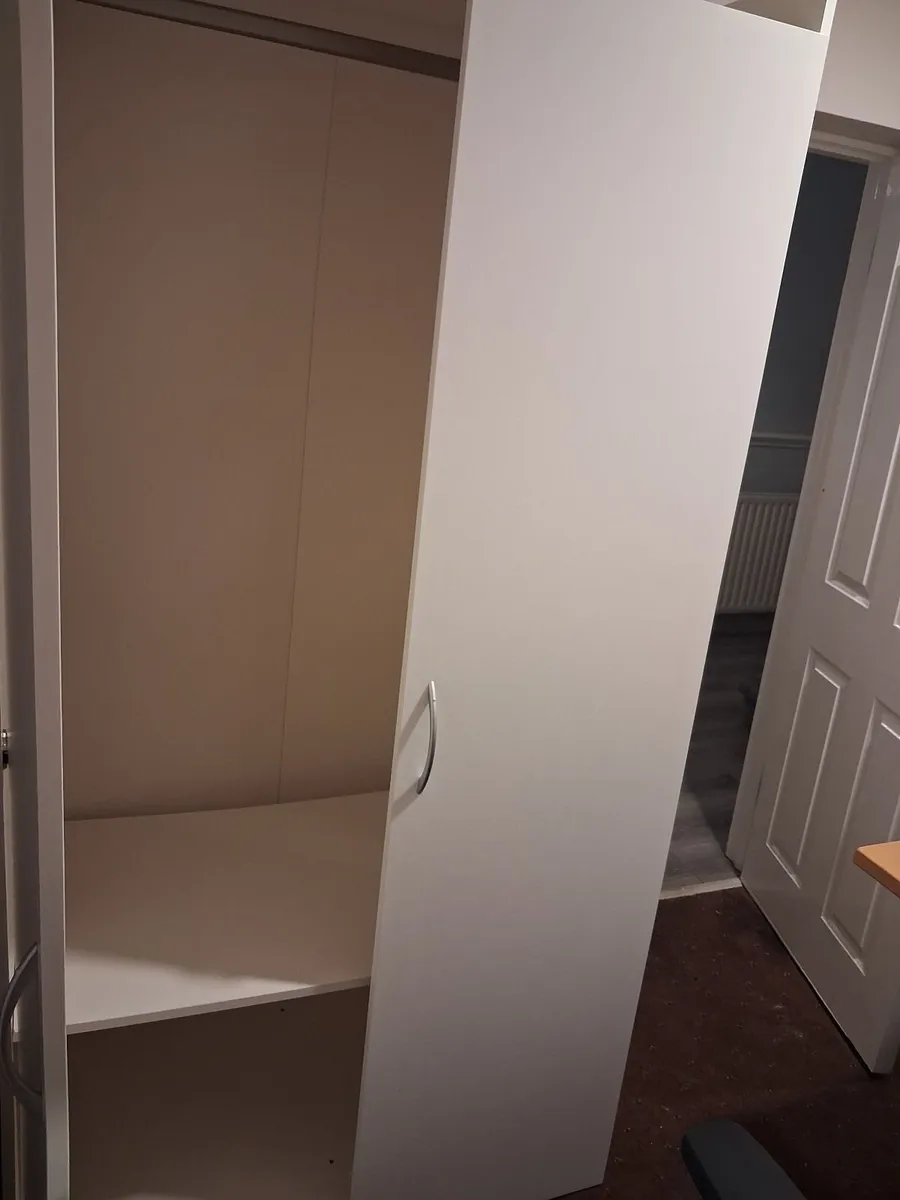 Wardrope - Image 3