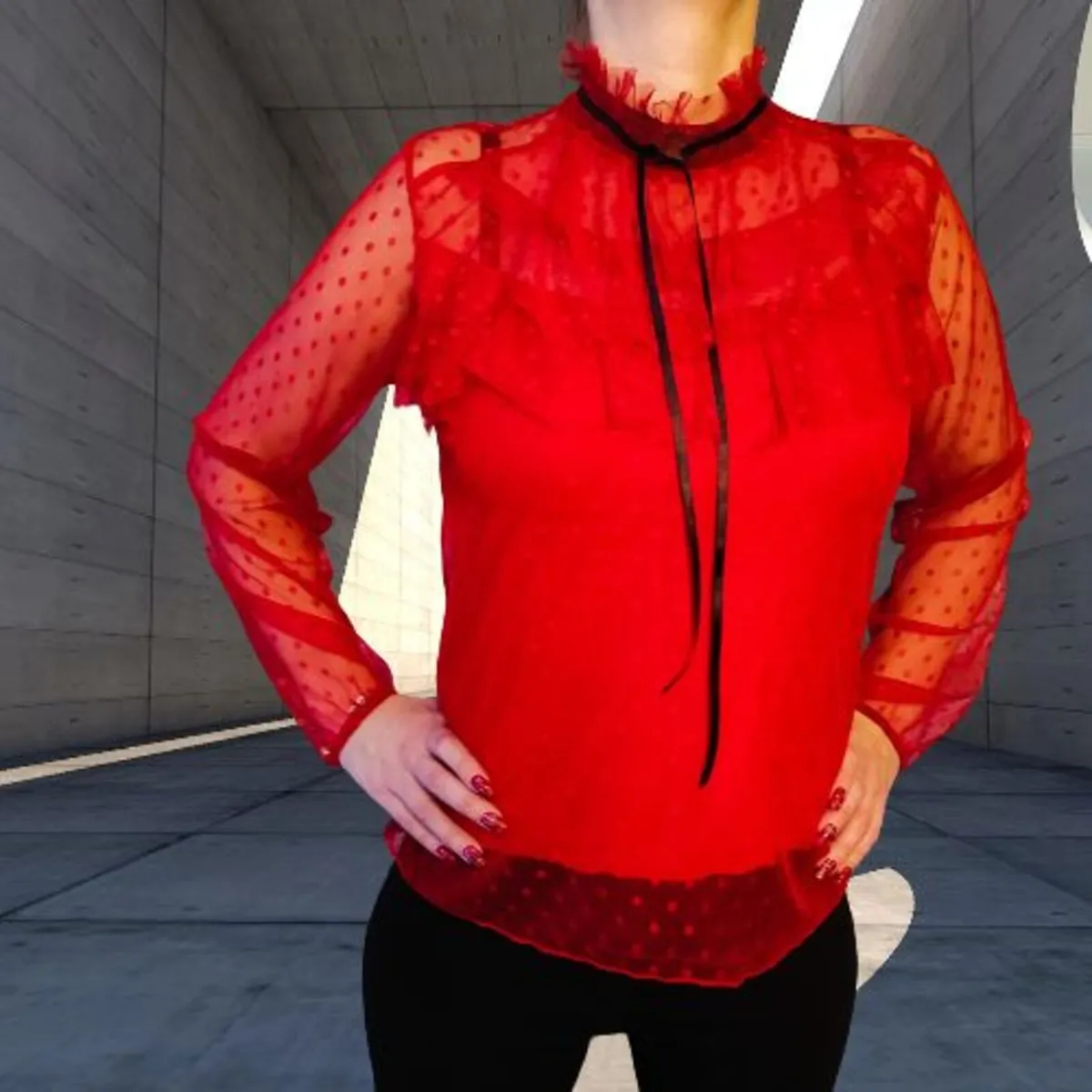 Lace blouse with a bow at the neck - Image 4