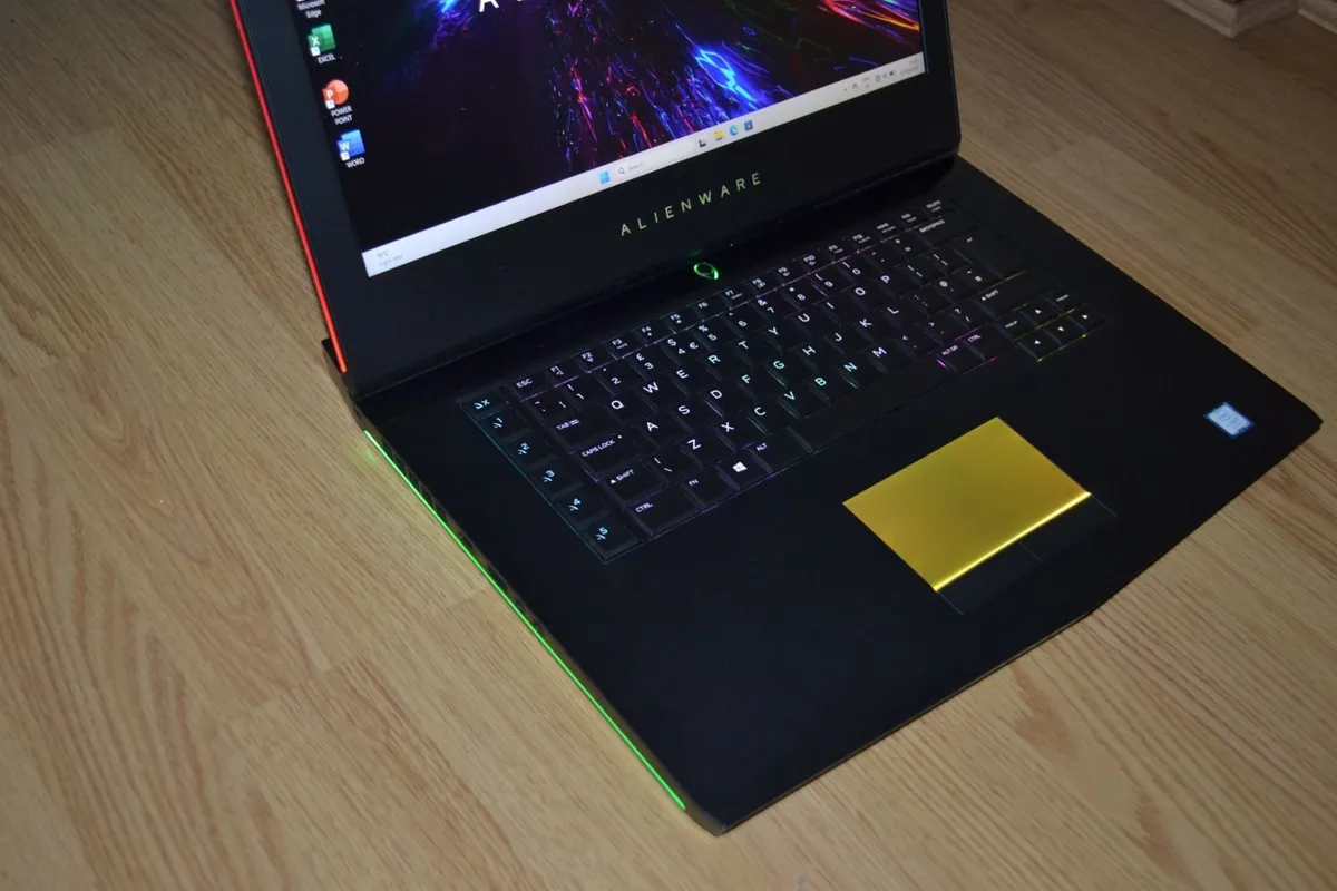 Dell Alienware 15 R3 Gaming Laptop + MS Office - Image 4