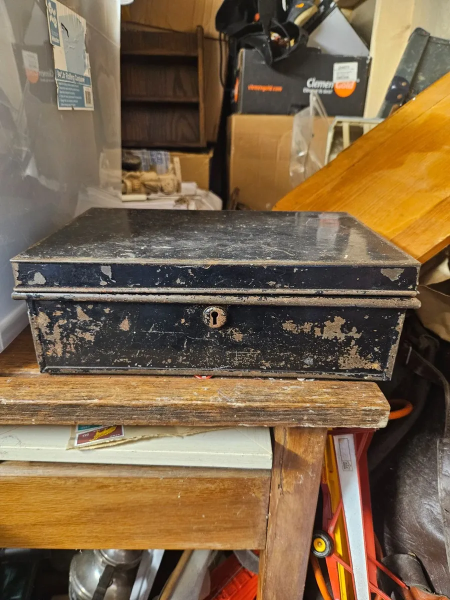 Vintage Strong Box - Image 2