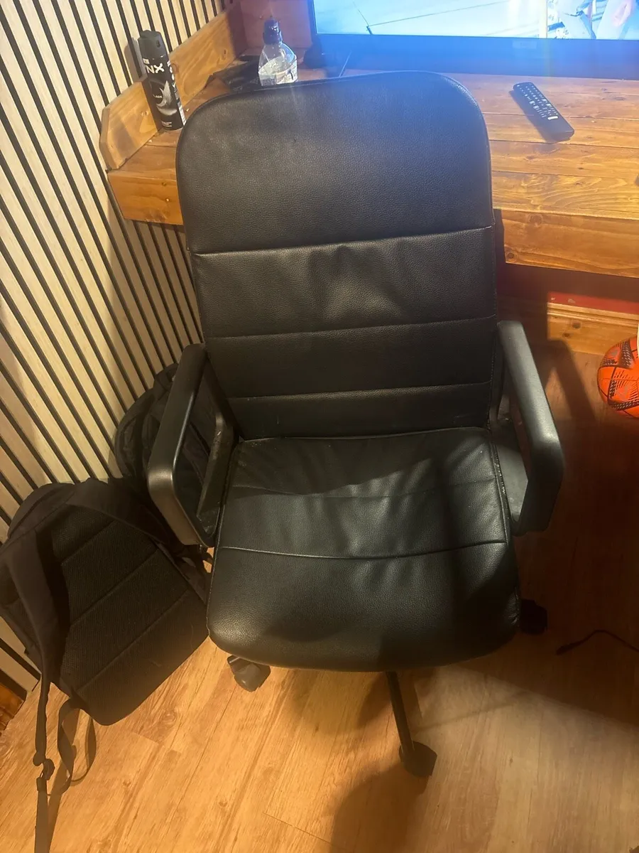 Office chair - Image 2