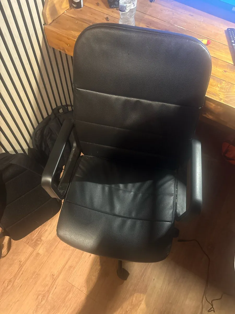 Office chair - Image 3