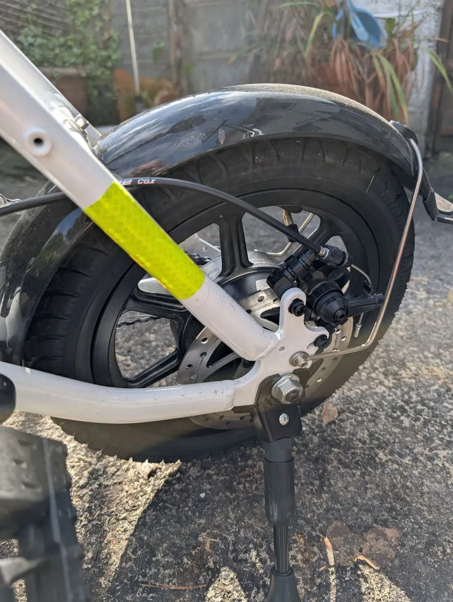 Electric bike - Image 4