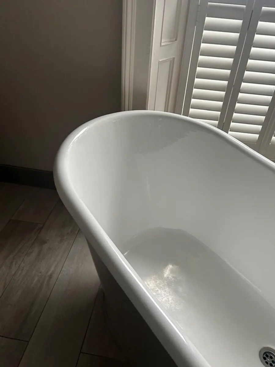 Cast Iron Bath - Image 1