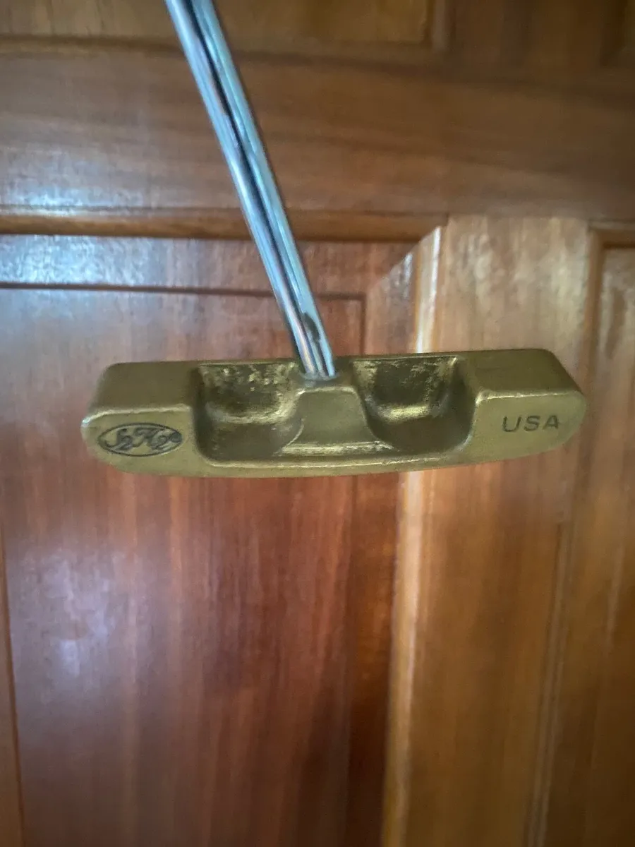 Callaway 52H2 USA Paul Runyon Milled Face Putter - Image 1