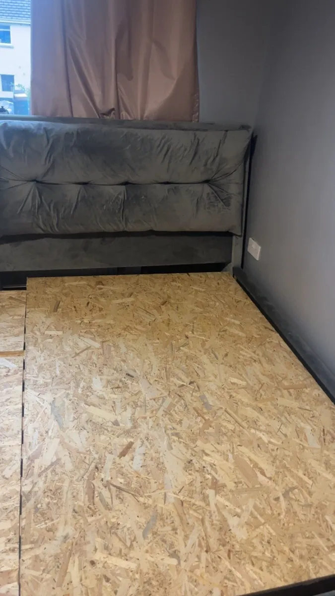 Grey double bed - Image 2