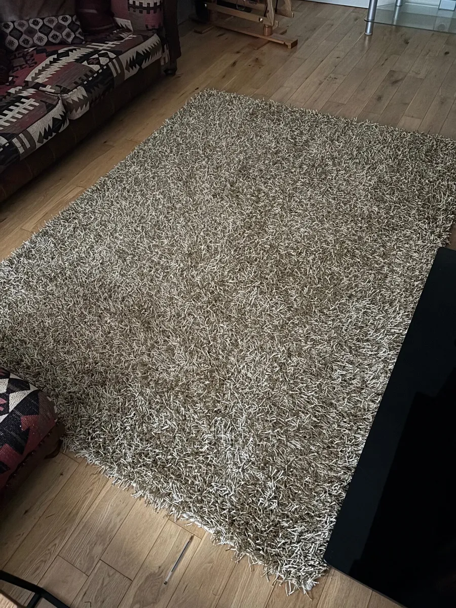 Soft Shaggy Gold Rug - Image 1