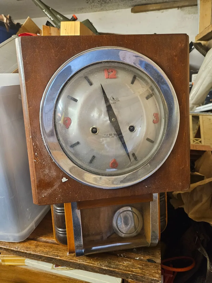 Vintage White Mountains 15 Day Wall Clock 1930's - Image 1