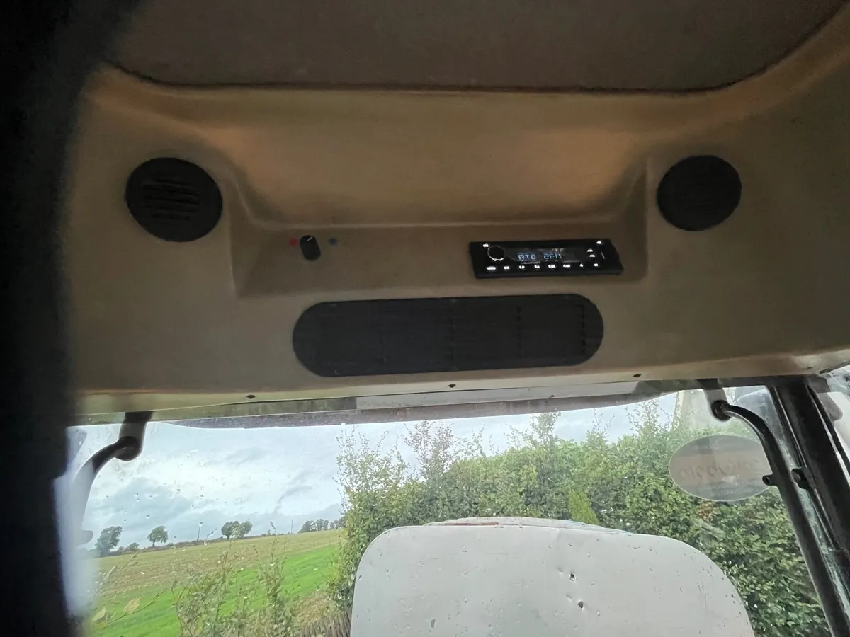 Renault Ceres 95x (John Deere) - Image 3