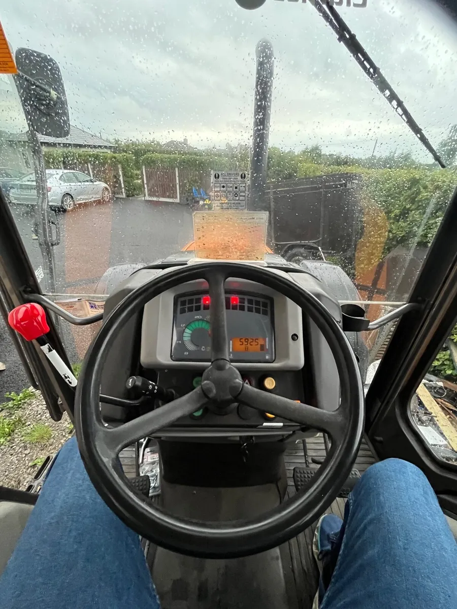 Renault Ceres 95x (John Deere) - Image 4