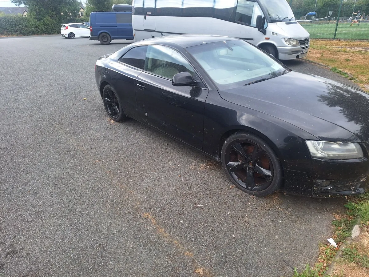 Car - Image 2
