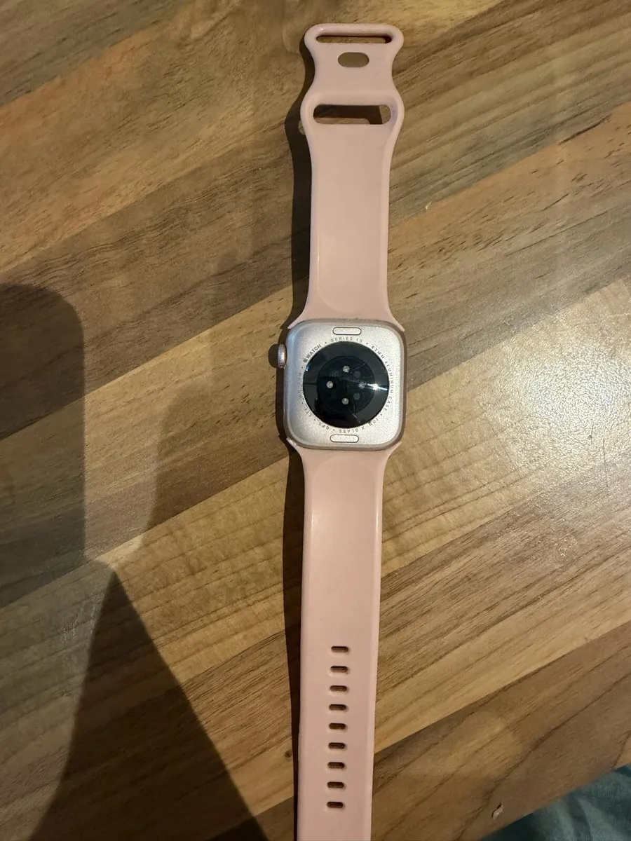 Apple Watch series 10 - Image 4
