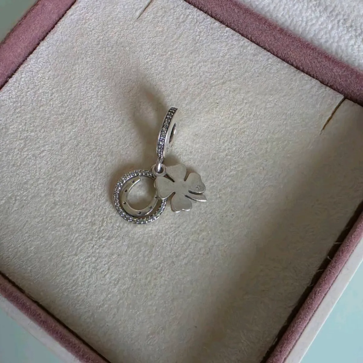 Pandora silver charm with four-leaf clover - Image 2