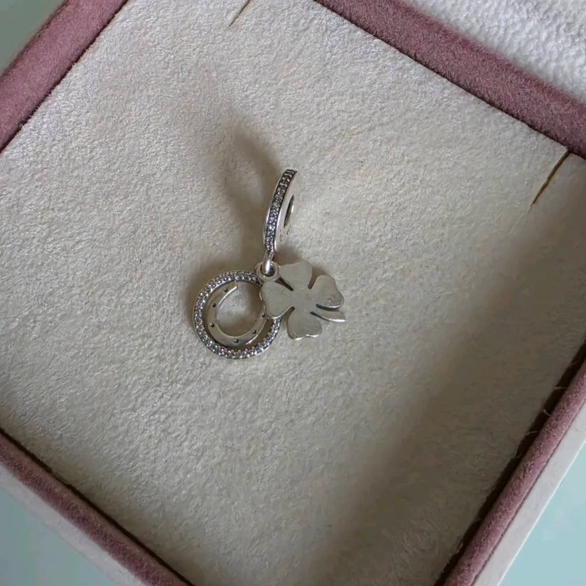 Pandora silver charm with four-leaf clover - Image 3