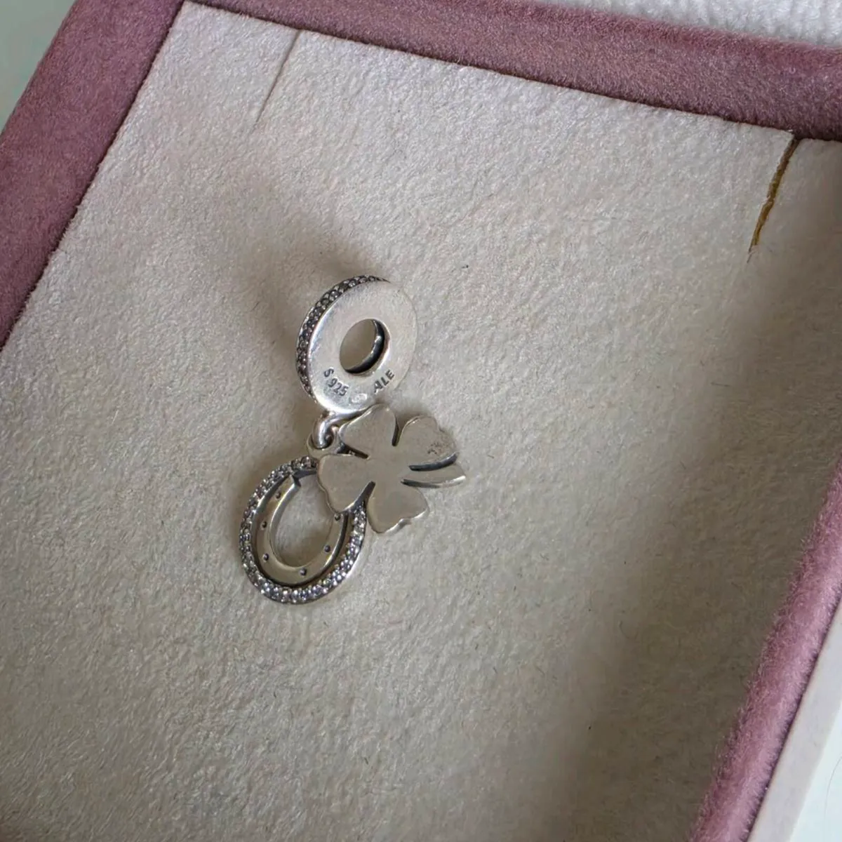 Pandora silver charm with four-leaf clover - Image 4