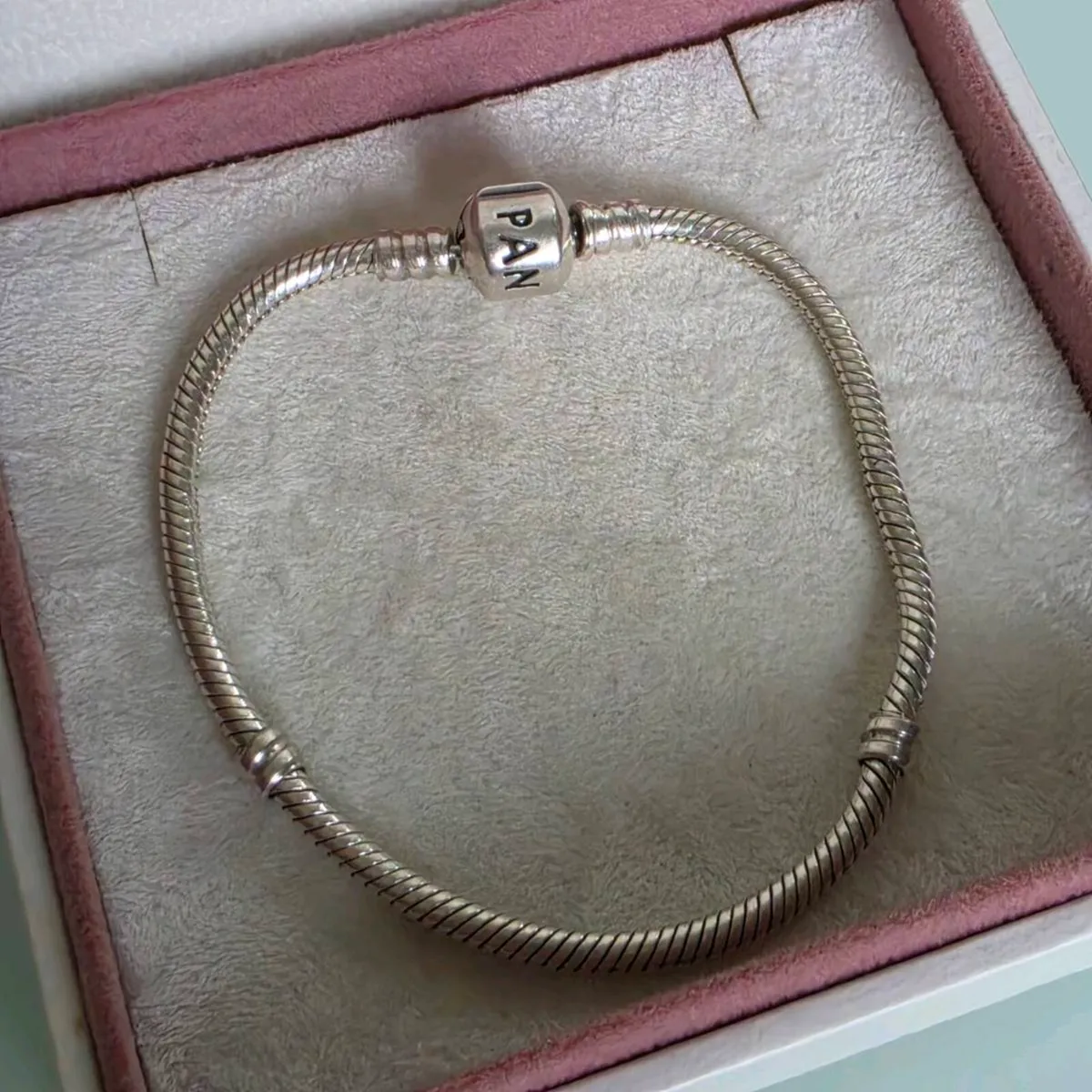 Pandora bracelet barrel clasp size 18cm - Image 1
