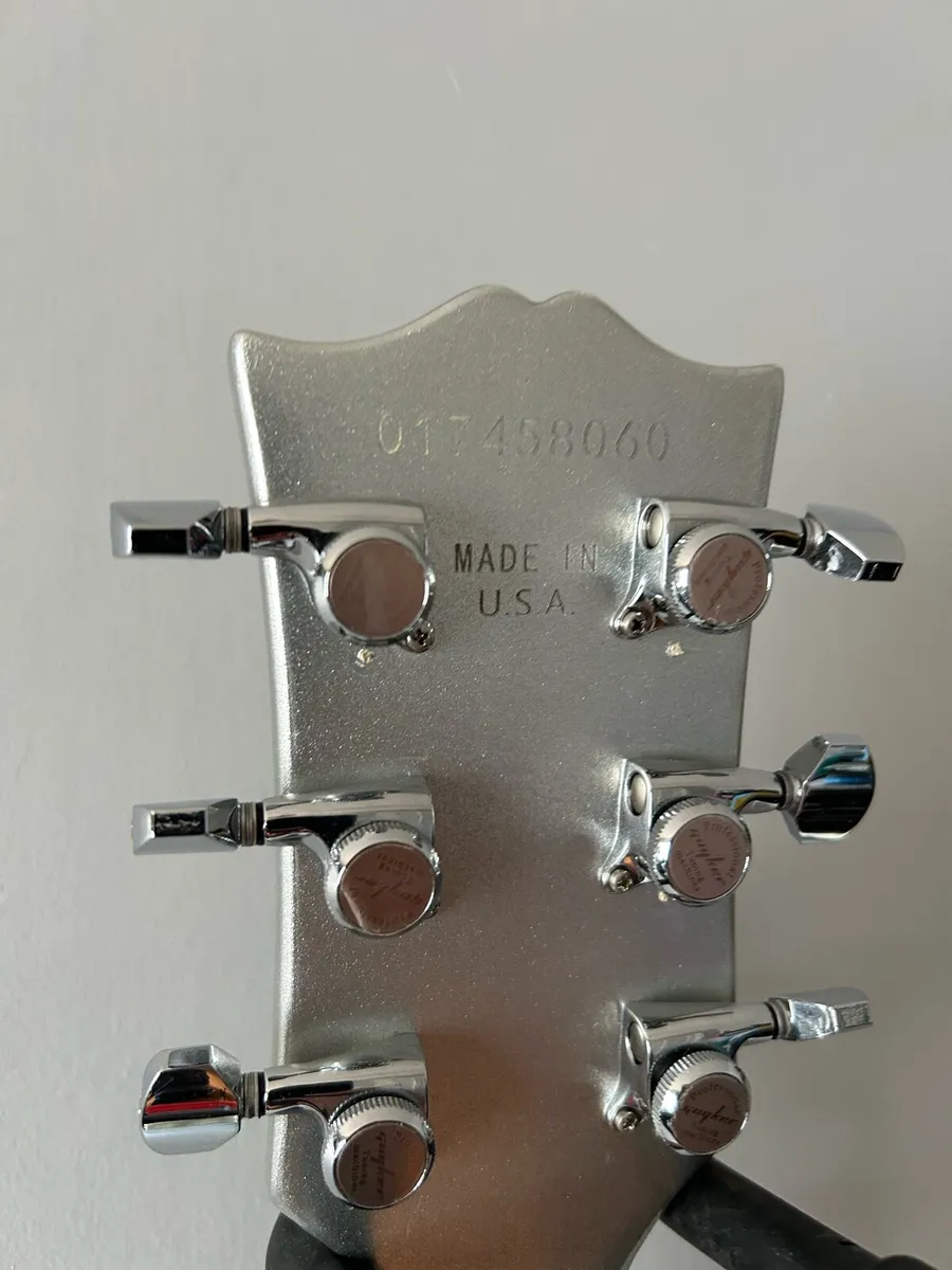 Chibson Les Paul Custom - Image 2
