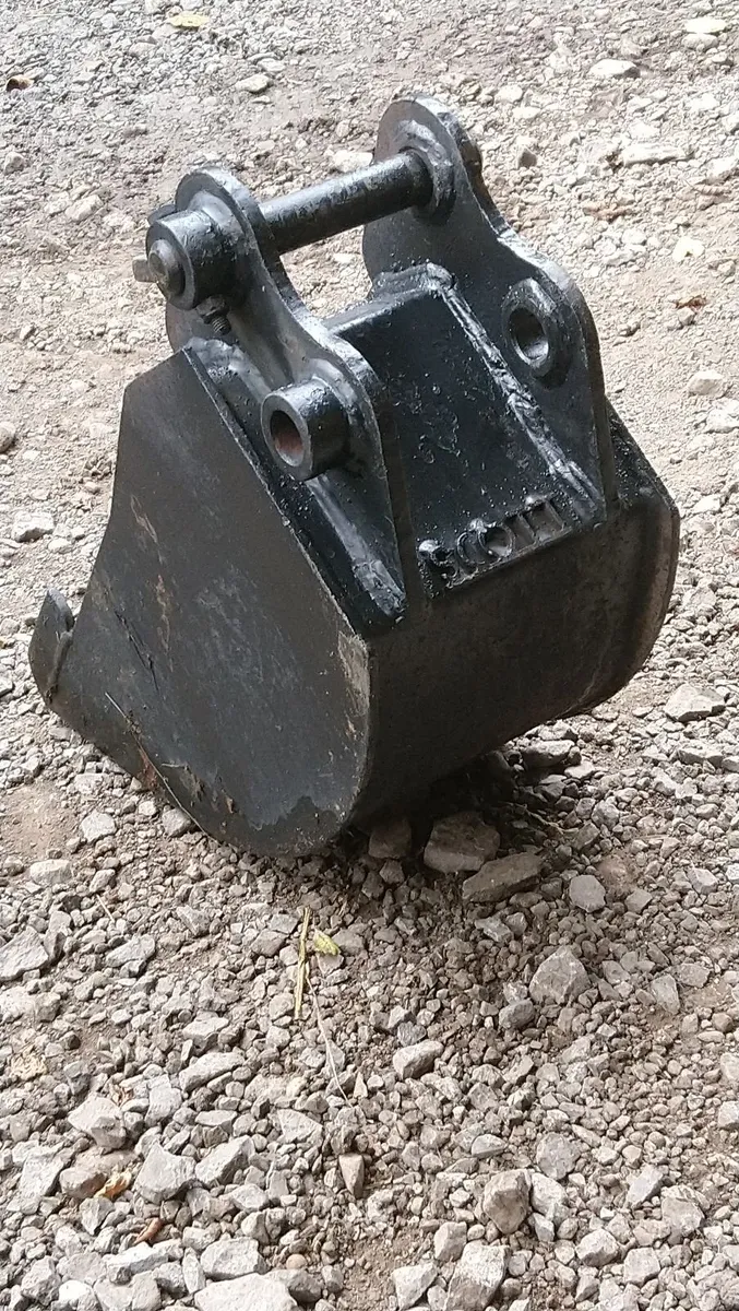 HITACHI ZAXIS DIGGER BUCKET 30mm pins - Image 4