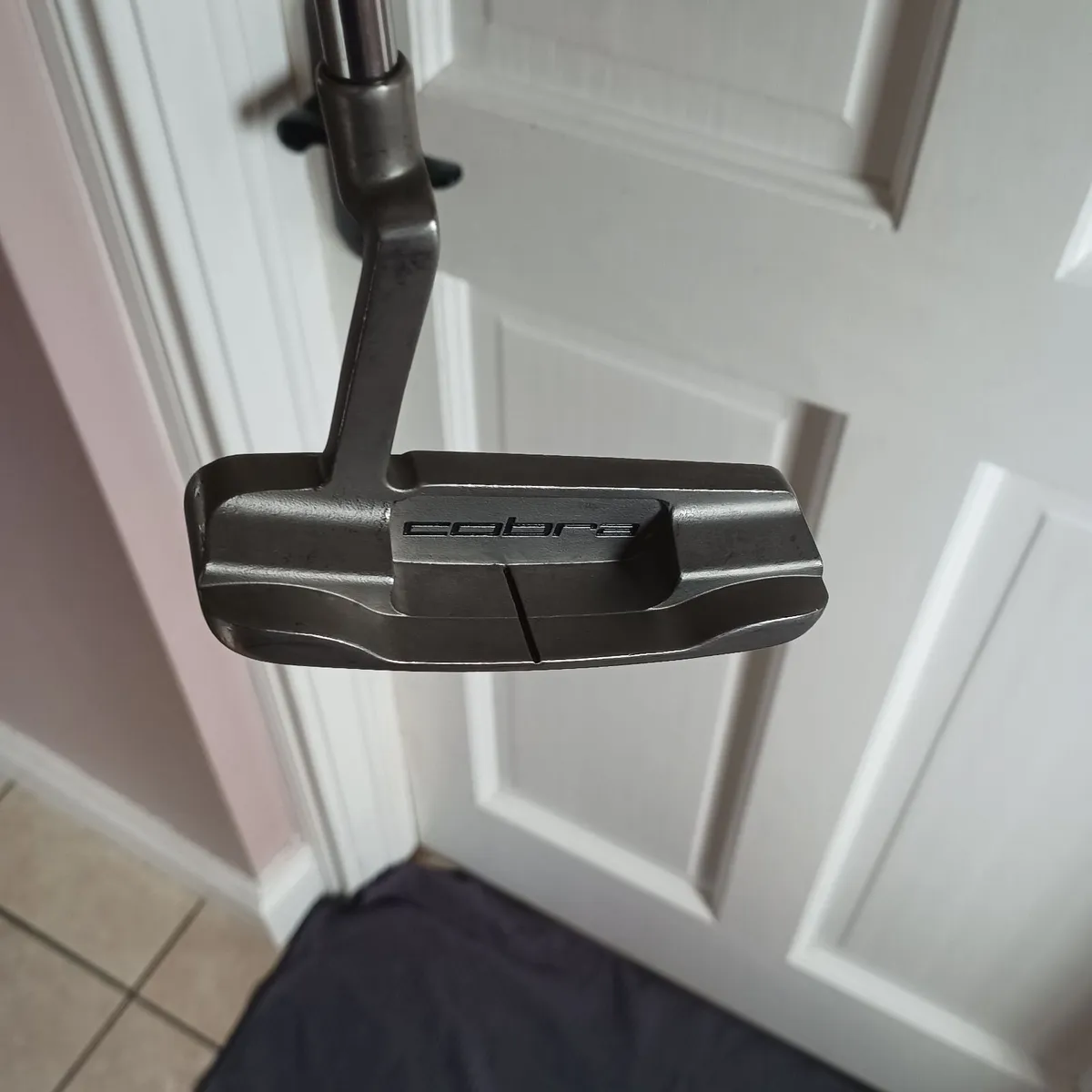 Cobra XL fly putter - Image 1