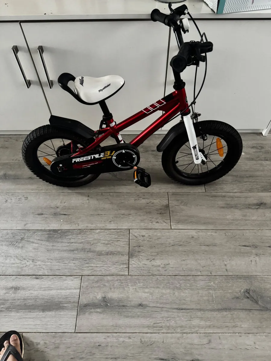 Kids bike - Image 2