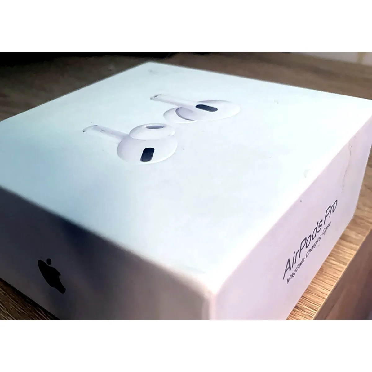 Apple AirPod Pros - Image 1