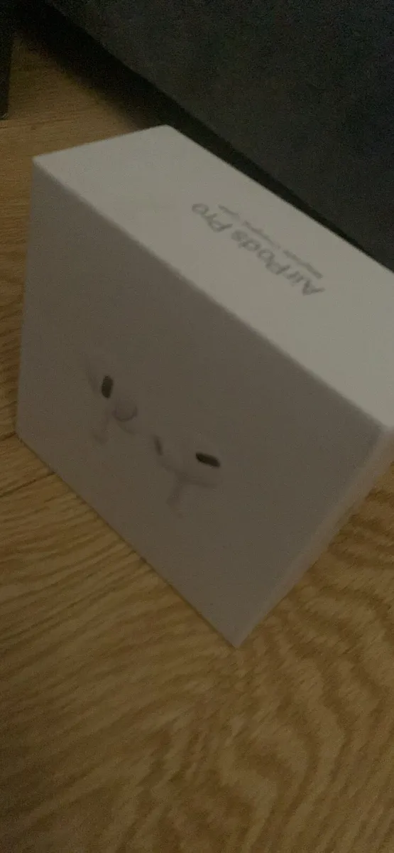 Apple AirPod Pros - Image 3