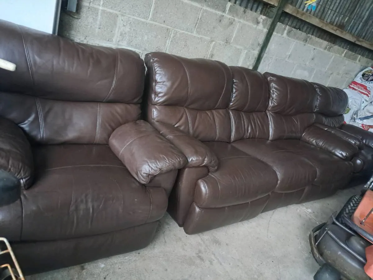 3 +1 +1 Brown Leather couch. - Image 1