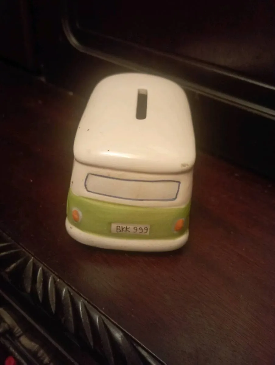 RARE VW TRANSPORT CAMPER VAN / NOVELTY MONEY BOX - Image 4