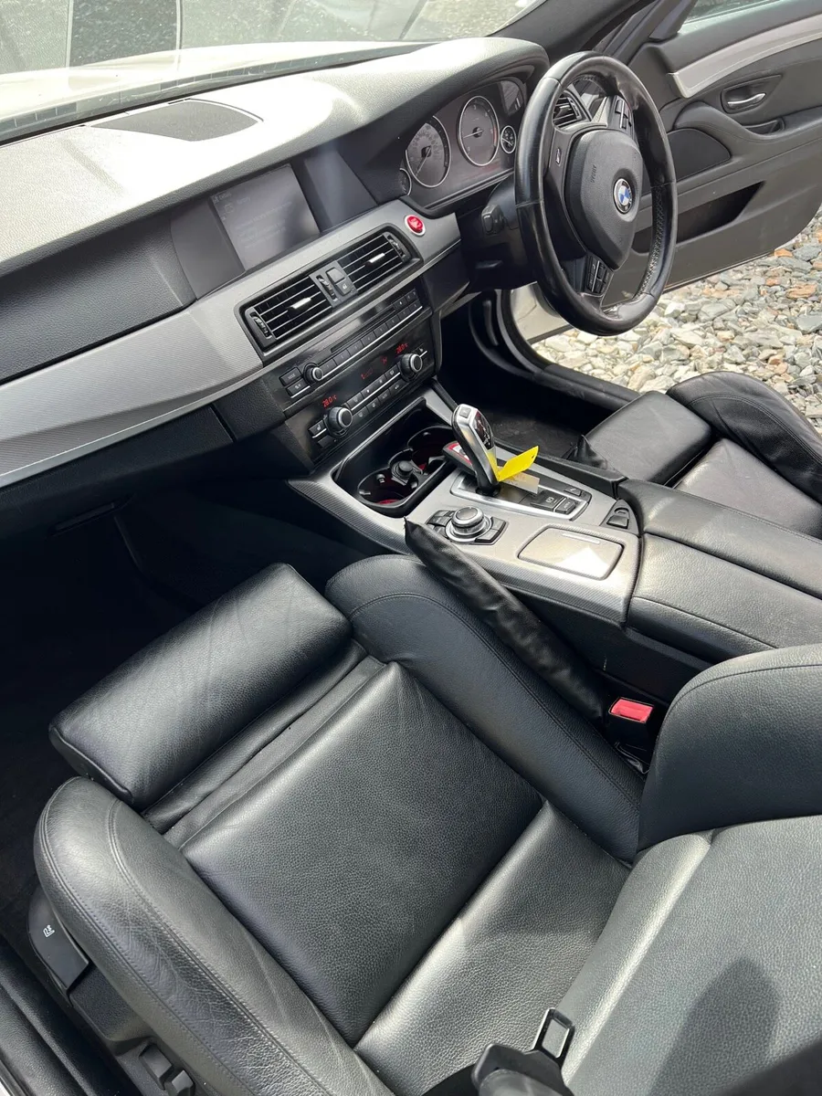 Breaking bmw 520d f10 2012 M sport 354 - Image 3