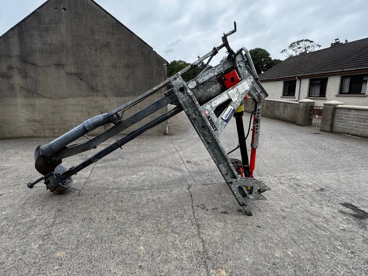 Farm machinery - Image 2