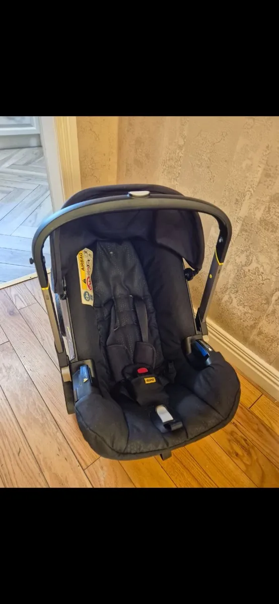 Doona for sale including isofix base - Image 1