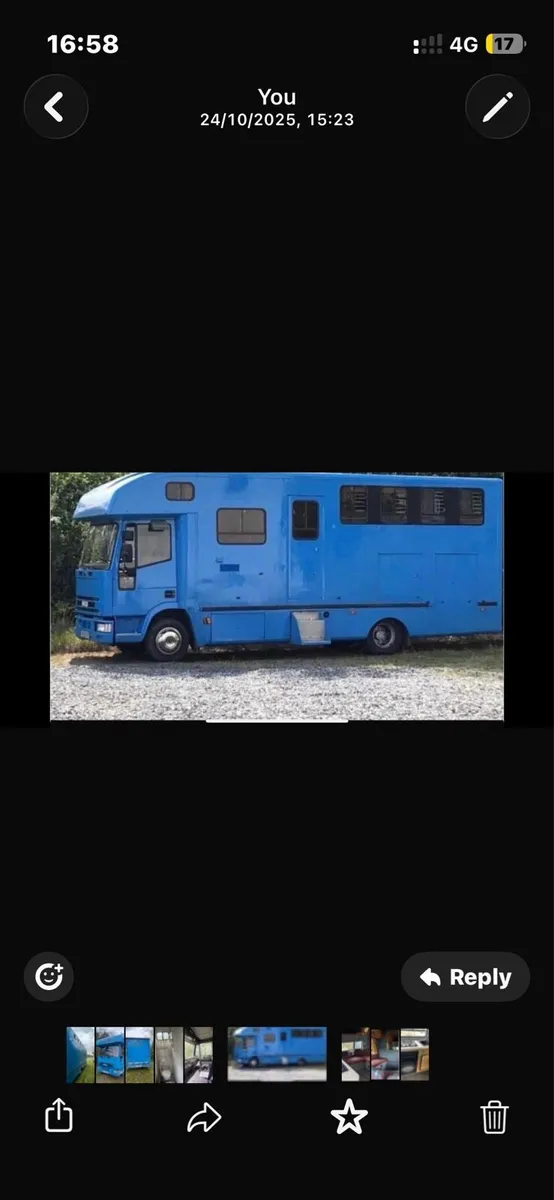 4 horse lorry - Image 1