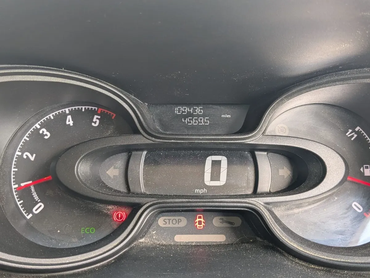 Vauxhall Vivaro 2017 - Image 2