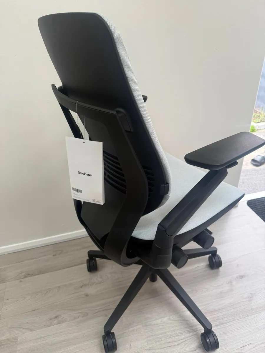 Steelcase Gesture Office Chair - Image 3