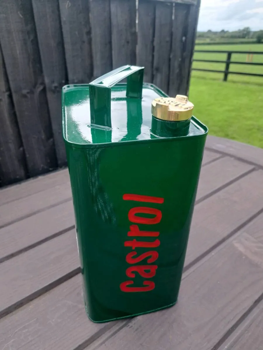 Castrol oil can - Image 2