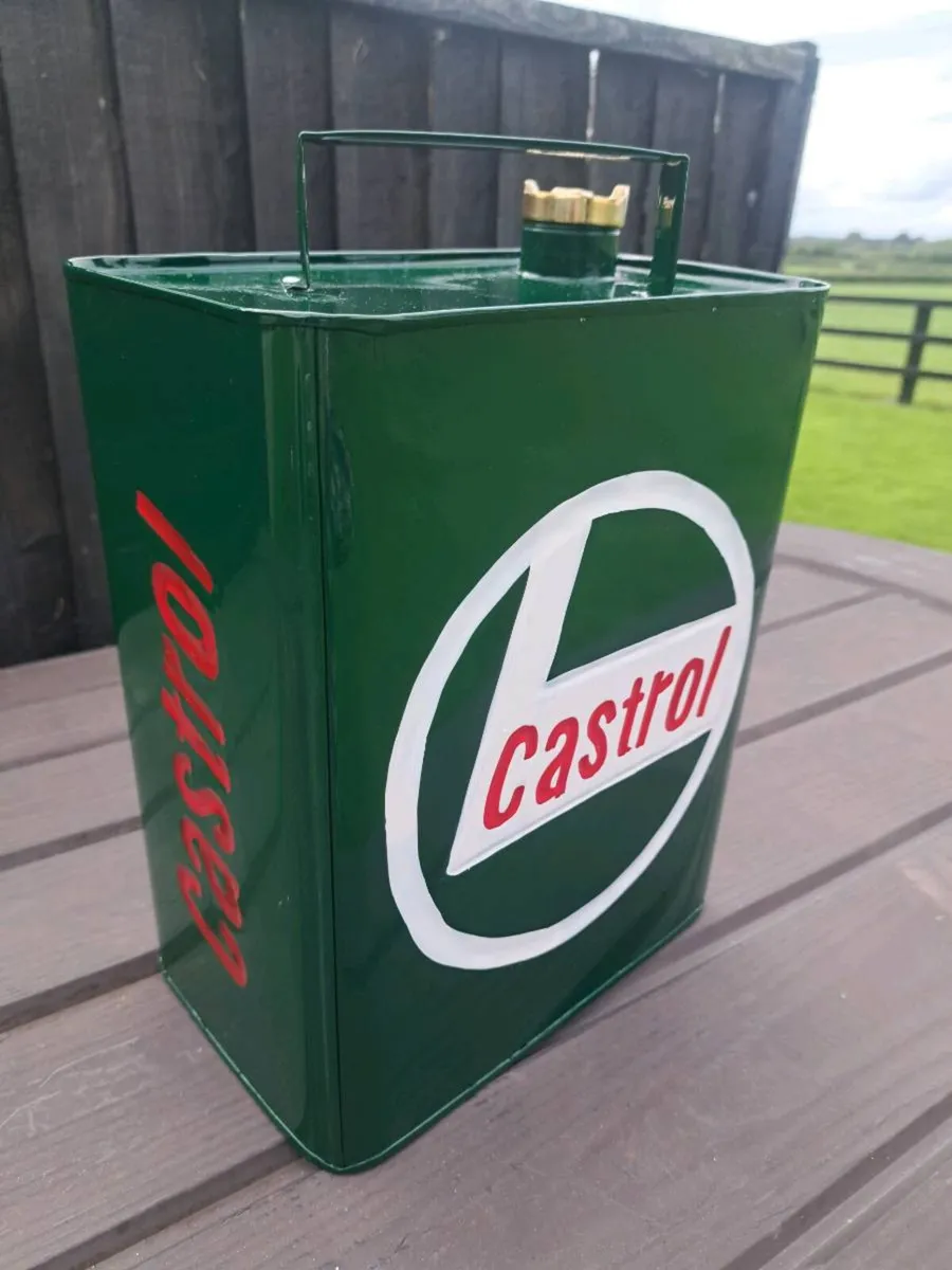 Castrol oil can - Image 3