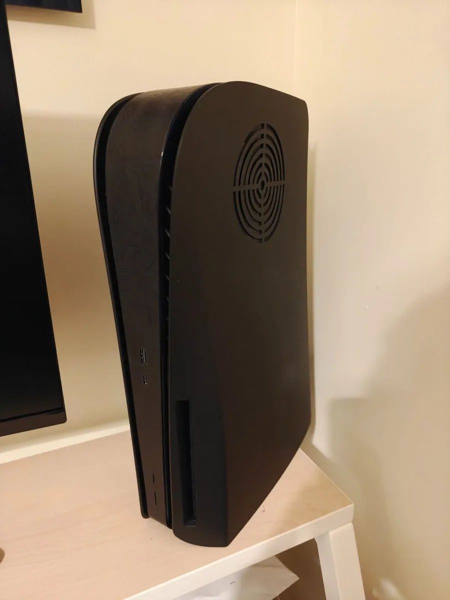 PS5 Digital Edition + DualSense Edge + Original Co - Image 1