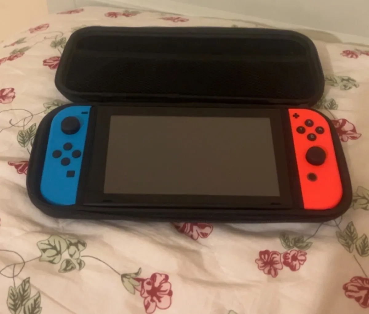 Nintendo switch - Image 1