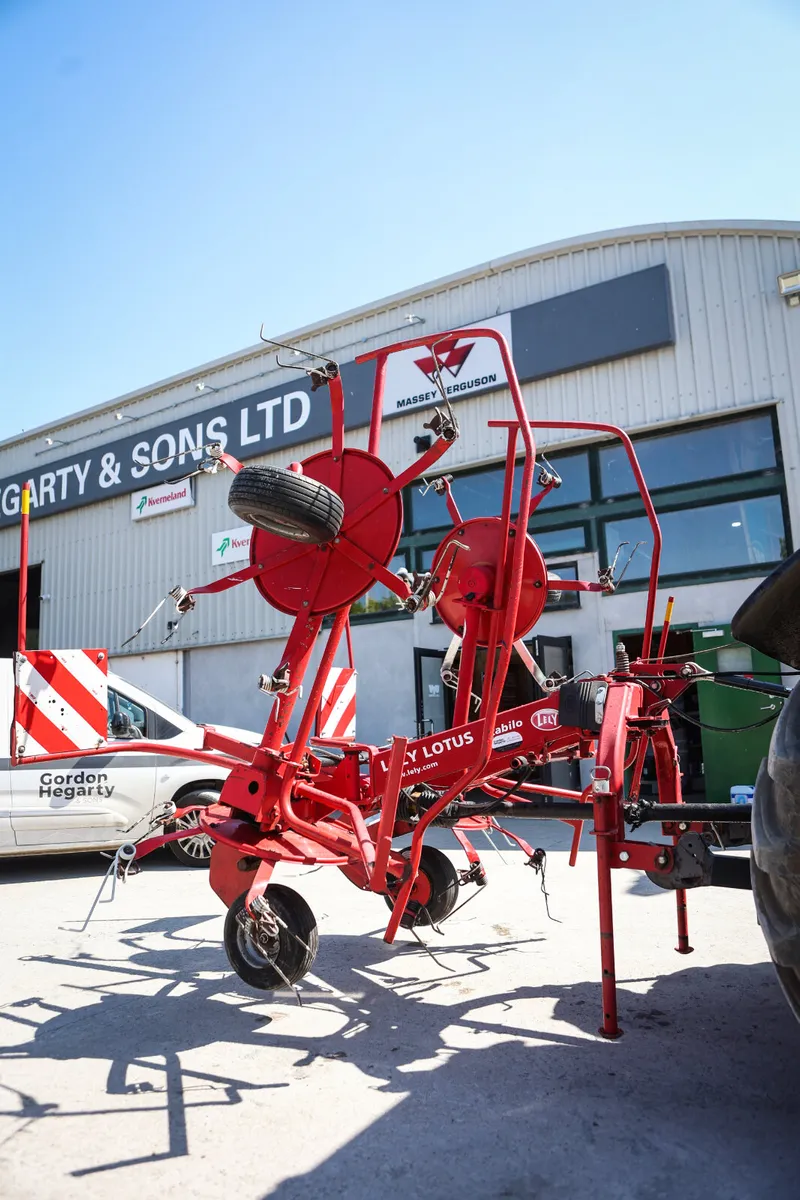 Lely Lotus 520 Tedder - Image 1