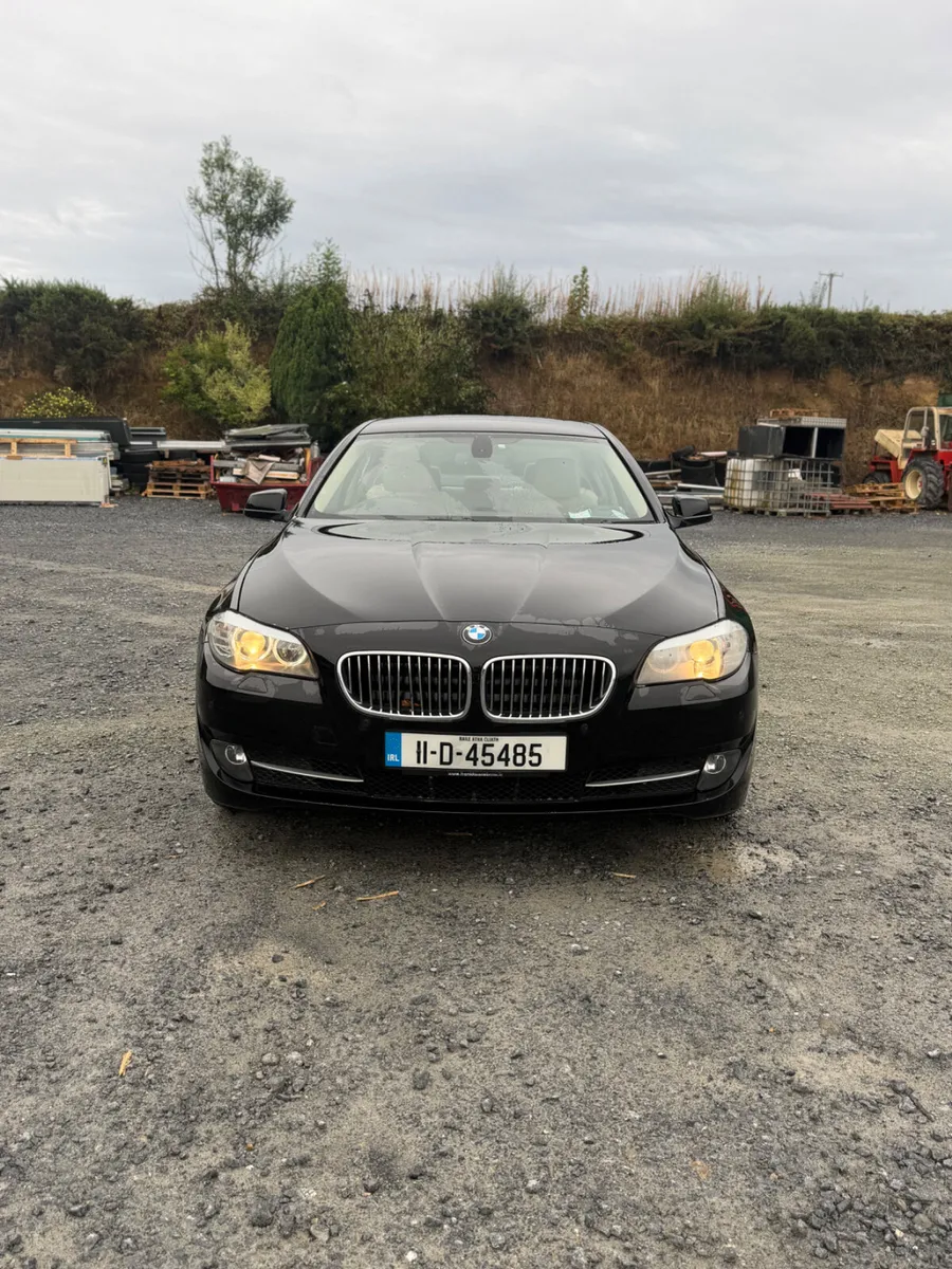 2011 BMW 520 diesel - Image 1