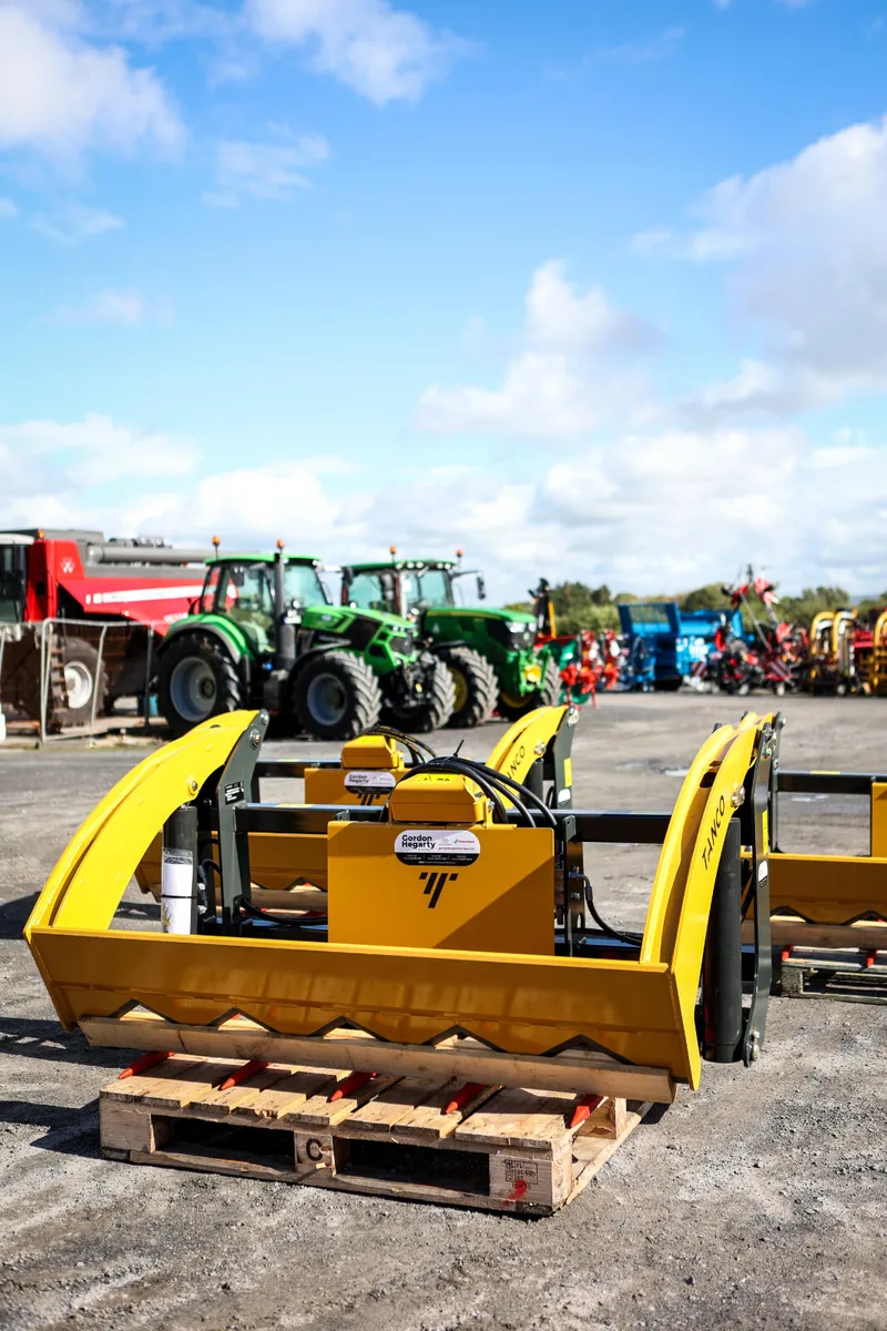 Tanco Bale Shear - Image 1