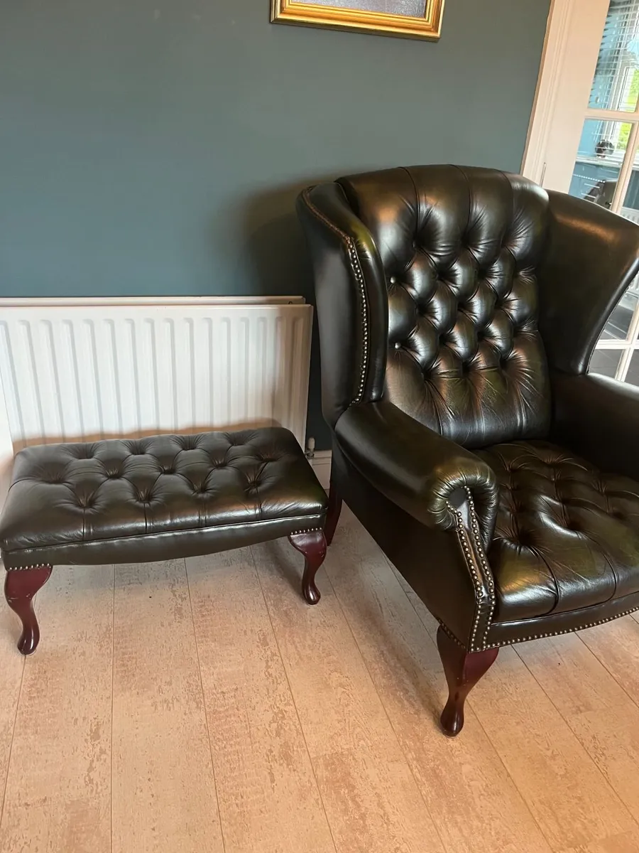 Classic Green Chesterfield Leather Suite - Image 4