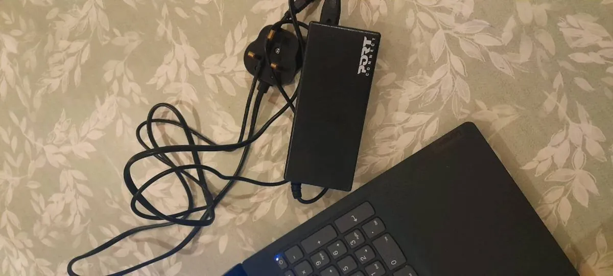Lenovo IdeaPad 3 15.6" Laptop | Windows 11 | SSD - Image 3